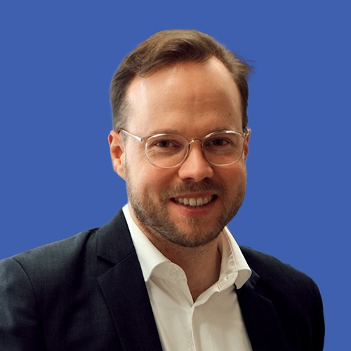 Portrait von Dr. Tim Hinz, Akademischer Leiter DIKOIN, Experte für Preisrecht und Zuwendungsrecht